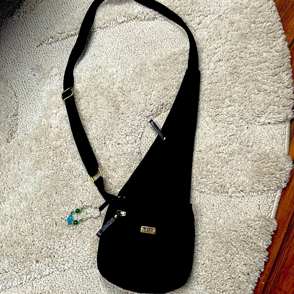 Over-the-shoulder crossbody purse. VINTAGE!​